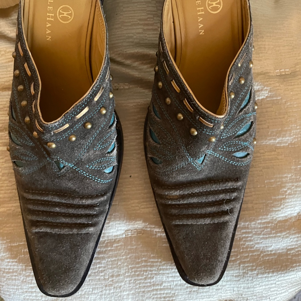 Cole Haan women’s Gray Suede Shoes